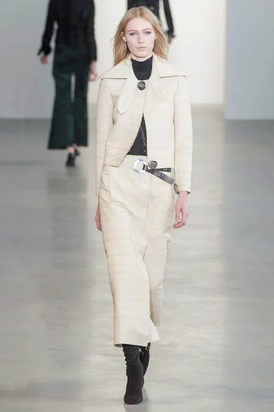 Look 20
